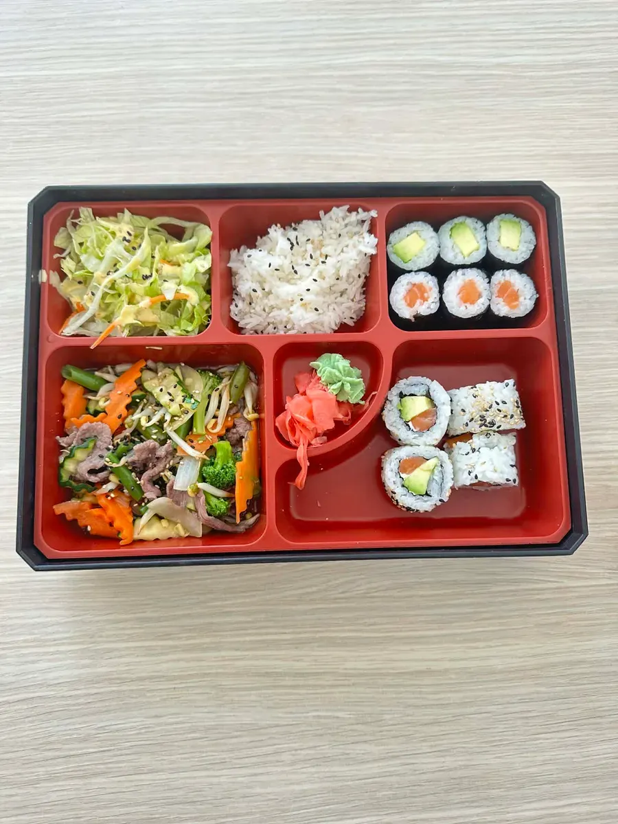 M9 : Gyuniku Bento