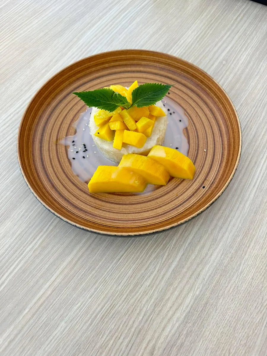 Mango sticky rice